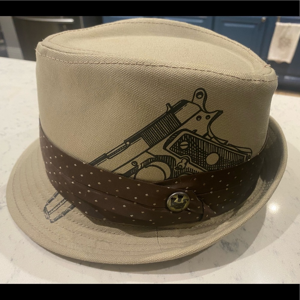 Goorin Bros rare vintage fedora hat with gun